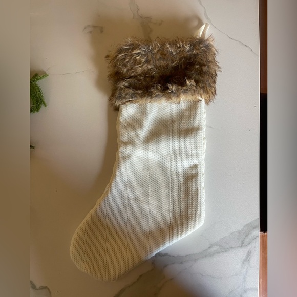 2 Sweater and fur Christmas stockings - Picture 2 of 4